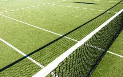 Construction des courts de tennis en gazon synthétique à Nice : Assurer la Compatibilité des Courts de Tennis avec les Activités Scolaires