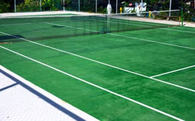 Pourquoi la rénovation des courts de tennis à Lyon est-elle une occasion de réviser les politiques de sécurité?