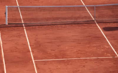 Construction de terrains de tennis à toulon : Aménagements spécifiques pour rendre le terrain de tennis à Toulon adapté aux besoins des retraités sportifs