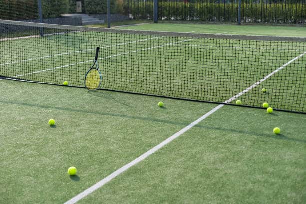 constructeur de terrain de tennis à Toulon