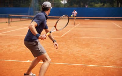 Comment un constructeur de court de tennis à Nice peut garantir la conformité aux règlements locaux