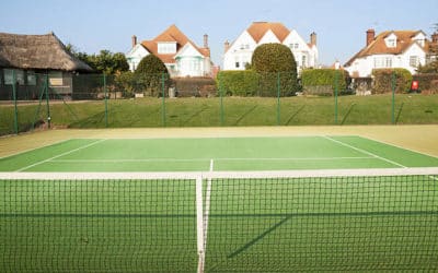 Les avantages environnementaux d’un court de tennis en gazon synthétique Nice grace au Constructeur de courts de tennis en gazon synthétique Nice