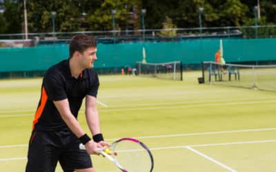 Les types de sols recommandés pour un court de tennis à Toulon dans le Var pour les Centres de retraite sportive