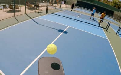 Construction d’un court de tennis à Marseille : Quelles considérations spécifiques pour le choix des couleurs et des marquages sur un court de tennis à Marseille dans les Bouches-du-Rhône pour les hôtels de luxe?