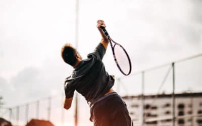 Quels sont les équipements sportifs complémentaires pour accompagner la construction court de tennis à Toulon dans le Var pour les gymnases ?