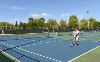 Coûts estimés pour la construction d’un court de tennis à Marseille pour les complexes résidentiels