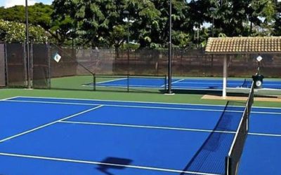 Peut-on choisir des accessoires spécifiques lors de la construction d&rsquo;un court de tennis par Service Tennis, constructeur expert de courts à Nice pour une résidence privée?