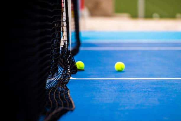 Construction d&rsquo;un Court de Tennis en Résine Synthétique à Fréjus par Service Tennis qui concerne le drainage