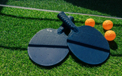 Construction d’un Court de Tennis en gazon synthétique à Hyères : Les Critères de Sélection des Équipements Sportifs