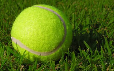 Les Matériaux Résistants à la Décoloration pour les Lignes de Peinture lors de l&rsquo;Entretien de courts de tennis à Fréjus