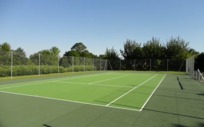 L’importance de la Facilité de Réparation et de Remplacement pour les Courts de Tennis en Gazon Synthétique à Nice