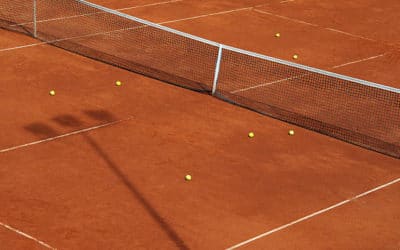 Constructeur des Opportunités de Networking sur les Courts de Tennis à Nice avec Service Tennis