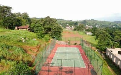 Les Aspects Juridiques de la Construction d’un Court de Tennis à Marseille pour les Complexes Résidentiels