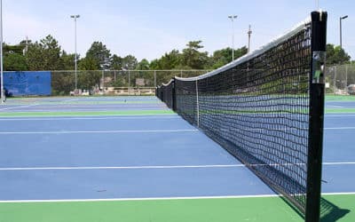 Influence de l&rsquo;orientation du court sur la performance de la résine synthétique sur la Rénovation d&rsquo;un Court de Tennis en Résine Synthétique à Nice par Service Tennis