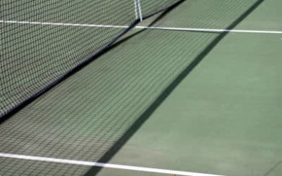 Mensonges et damnés mensonges sur la construction de courts de tennis en béton