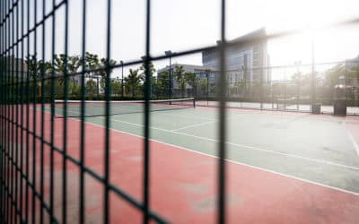 L’importance du respect des délais de construction par le constructeur de courts de tennis à Nice pour les camps de vacances