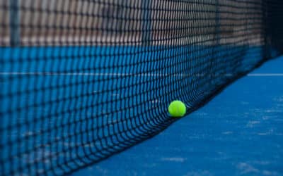 L’importance des options de personnalisation offertes par le constructeur de courts de tennis à Nice pour les camps de vacances par Service Tennis