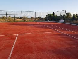 L’Avantage de Choisir une Entreprise du Constructeur du Terrain de Tennis à Nice Axée sur la Durabilité