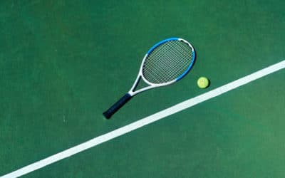 Le mystère caché derrière le constructeur de terrains de tennis à Nice par Service Tennis