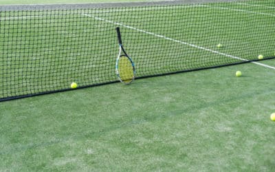 Les Avantages de l’Infill de Sable pour la Construction d’un Court de Tennis en Gazon Synthétique à Hyères