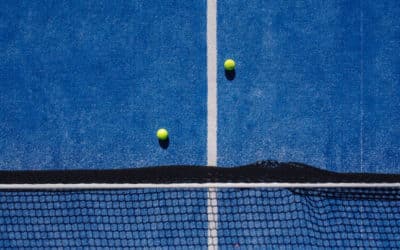 Expert en Entretien de Courts de Tennis à Fréjus : Les Matériaux les Plus Résistants pour les Poteaux de Tennis