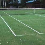construction d'un court de tennis en gazon synthétique