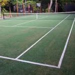 construction d'un court de tennis en gazon synthétique