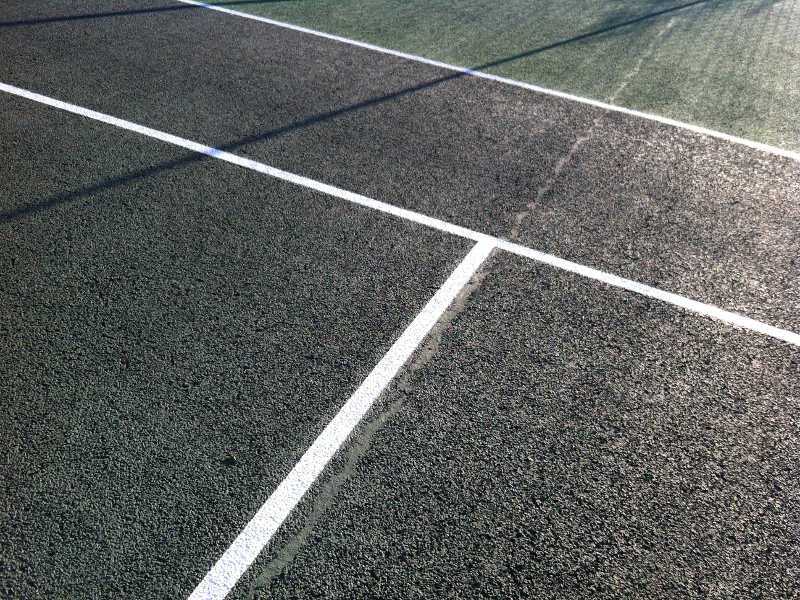 Constructeur terrains de tennis en beton poreux Nice