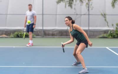 Choisir le bon revêtement pour la construction d’un court de tennis en béton poreux à Saint-Raphaël