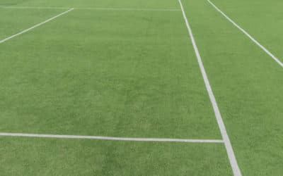 Comment impliquer les écoles locales dans l’utilisation des constructions de court de tennis à Marseille pour les communautés résidentielles ?