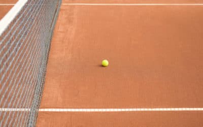 Comment Service Tennis, Constructeur de Courts de Tennis à Nice pour les Écoles, Assure-t-il le Respect des Délais et du Budget?