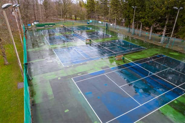 Entretien courts de tennis fréjus