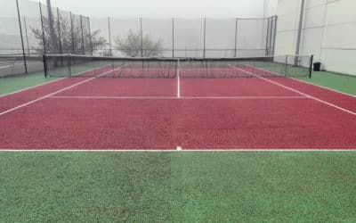 Comment un constructeur de court de tennis à Nice pour les Air BnB peut-il faciliter la gestion de projet de bout en bout ?