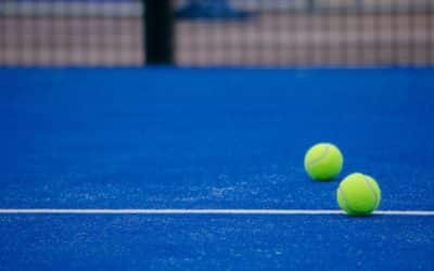 Pourquoi le constructeur courts de tennis Nice devrait-il prévoir des espaces pour les activités annexes lors des camps de vacances ?