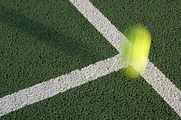 Quelle est l&rsquo;influence du climat méditerranéen sur la construction et l&rsquo;entretien d&rsquo;un terrain de tennis en béton poreux à Hyères ?