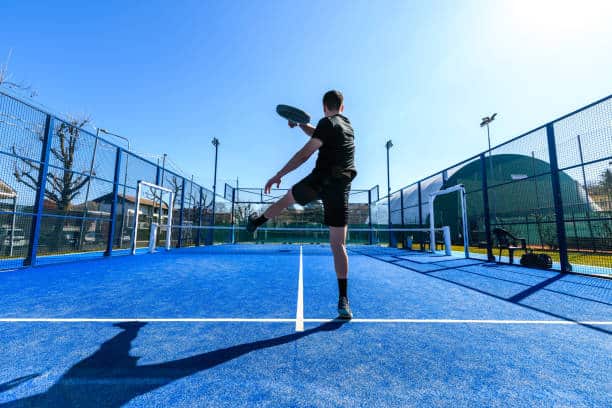 Construction terrains de tennis en résine synthétique Saint-Raphaël
