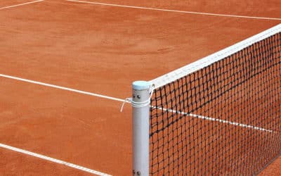 Comment le constructeur de court de tennis à Nice intègrent-ils la technologie moderne dans leurs conceptions pour les résidences seniors?