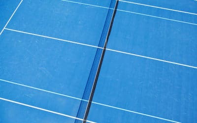 Quelle est la durabilité des filets et des poteaux dans Construction court de tennis Marseille ?