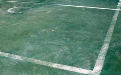 Options de Revêtement par le Constructeur de court de tennis pour Courts de Tennis dans une Résidence pour Seniors à Nice