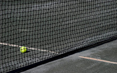 Les avantages de choisir la construction d’un court de tennis en béton poreux à Saint-Raphaël
