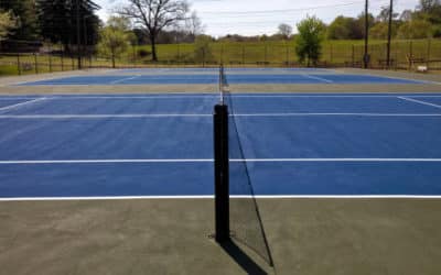 L&rsquo;efficacité énergétique d&rsquo;un court de tennis en béton poreux à Fréjus pour les Hôtels de Luxe