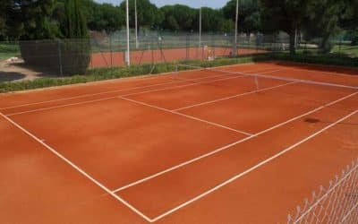 Les particularités de la construction de courts de tennis en terre battue à Théoule-sur-Mer