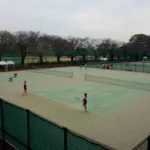 Réfection court de tennis en Béton Poreux Tholonet