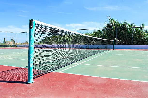 Resort tennis club and tennis court