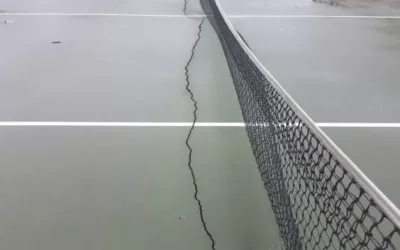 Comment prévenir les problèmes de drainage sur les courts de tennis en béton poreux à Velaux