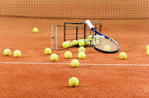 Service Tennis propose des services d'entretien pour les terrains de ...