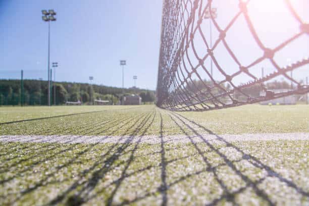 Quelles sont les étapes clés dans la construction d&rsquo;un court de tennis à Saint Laurent du Var ?