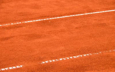 Les Conseils Essentiels pour l’Entretien des Courts de Tennis en Terre Battue Orange