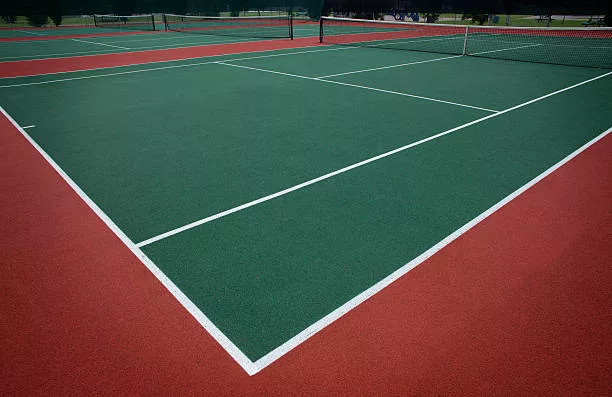 Comment préserver la qualité de votre court de tennis à Monaco tout au long de l&rsquo;année ?