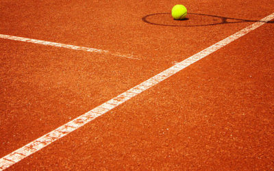 Les considérations spécifiques pour la construction d&rsquo;un court de tennis en terre battue à Théoule-sur-Mer